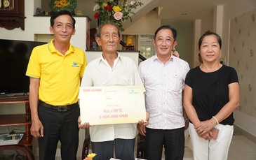 "Mai Vàng nhân ái" hỗ trợ nghệ sĩ, nghệ nhân tại Bình Thuận