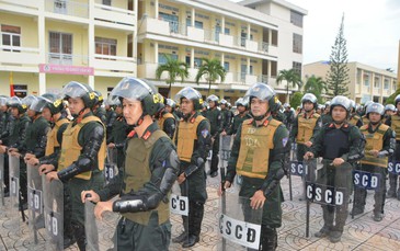 Công an tỉnh Sóc Trăng ra mắt Tiểu đoàn Cảnh sát Cơ động