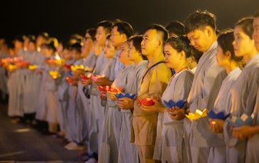 Phật tử mong chờ ngày lễ Vía Quán Thế Âm xuất gia tại núi Bà Đen Tây Ninh