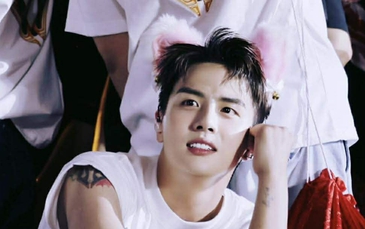 Diễn viên hài - nghệ sĩ Duy Khánh Zhou Zhou