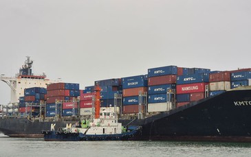 Xuất khẩu chủ động ứng phó rủi ro