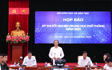 Bộ GD-ĐT sẽ xem xét về độ khó của đề thi toán, tiếng Anh