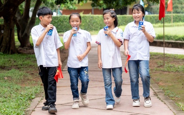 Món quà 1-6 nhiều ý nghĩa từ Vinamilk dành tặng trẻ em