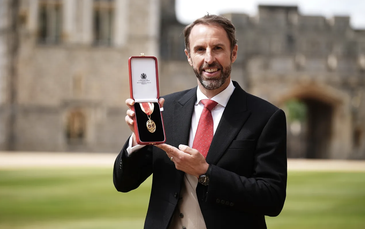 Hoàng gia Anh phong tước hiệu Hiệp sĩ cho HLV Gareth Southgate