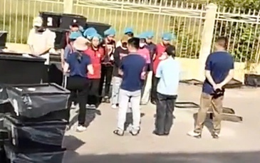 Pháp lý vụ công nhân bị buộc đứng giữa nắng để nghe "phổ biến công việc"