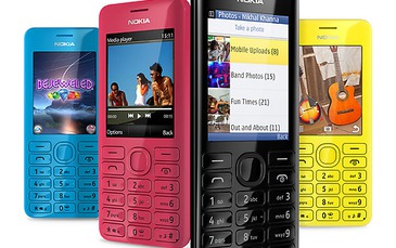 Nokia tặng điện thoại cho khách hàng sắm Windows Phone