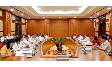 Bộ Chính trị góp ý dự thảo văn kiện, nhân sự Đại hội Đảng bộ tỉnh Quảng Trị