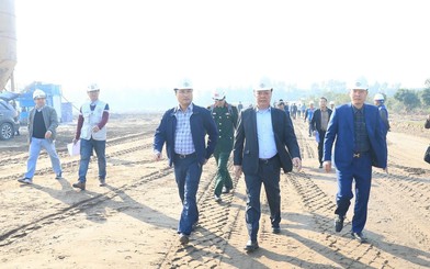 Bí thư Hà Nội thị sát, kiểm tra tiến độ dự án vành đai 4 gần 86 ngàn tỉ đồng