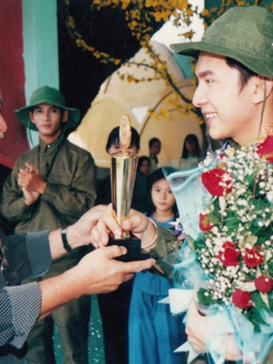 Danh sách Giải Mai Vàng VII -2001