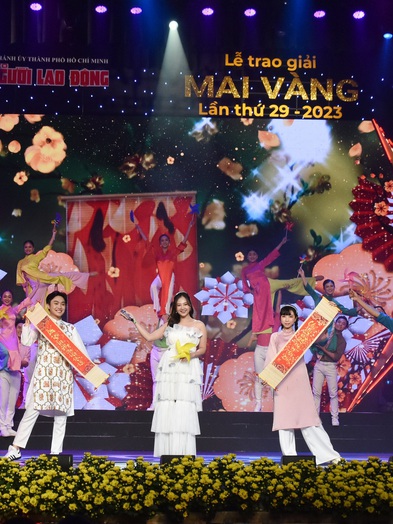 13 bạn đọc trúng thưởng vòng bầu chọn Giải Mai Vàng 29-2023