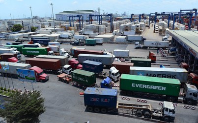 Khẩn cấp giải tỏa hàng hóa ùn ứ tại cảng