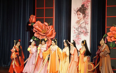 Vở "Dưới bóng giai nhân" vào vòng bầu chọn Giải Mai vàng 31 - 2025