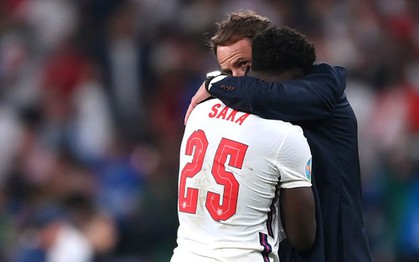 HLV Southgate quá "nhẫn tâm"?