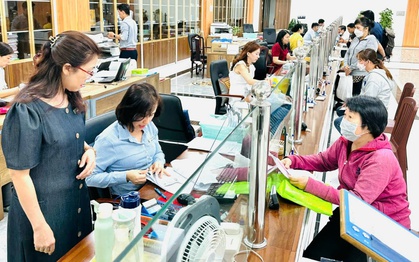 Người lao động ở TP HCM có thể nộp hồ sơ hưởng chế độ tại Huế, Hà Nội...