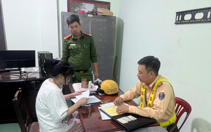 Cái kết cho cô gái trẻ ở TPHCM “chắp tay lạy” khi đang chạy xe máy