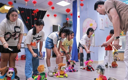 "Giữ lửa" nghệ thuật dân gian Việt Nam qua lớp học múa rối 0 đồng