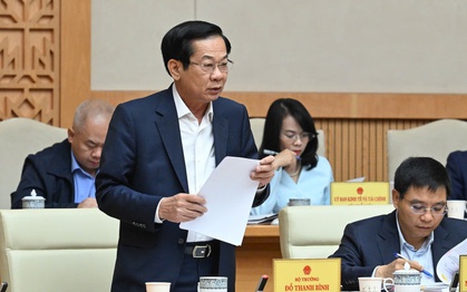 Bộ trưởng Bộ Nội vụ: Đã điều động, biệt phái 4.000 cán bộ xuống hỗ trợ cấp xã