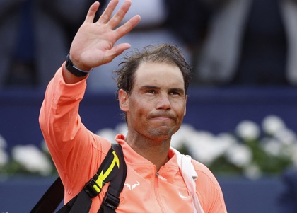De Minaur buộc Nadal dừng bước ở vòng 2 Barcelona Open