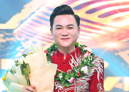 Đức Tài: Thầy giáo hiệu trưởng đăng quang Quán quân Ngôi Sao Nhạc Việt 2025