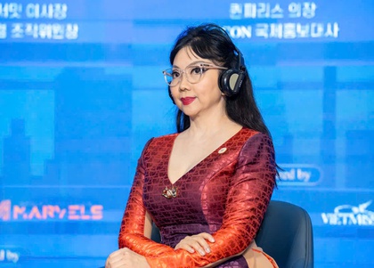 Quỳnh Paris đại diện cộng đồng CICON kết nối doanh nghiệp