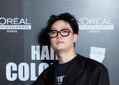 NTM tóc Trần Duy Khánh nhận giải thưởng Top 10 "Hair Colorist 2025 Awards"