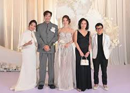 Đám cưới diễn viên Đoàn Minh Tài và Sunny Đan Ngọc quy tụ nhiều ngôi sao nổi tiếng và bác sĩ giỏi