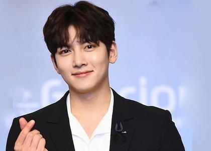 Ji Chang Wook xác nhận đến Việt Nam