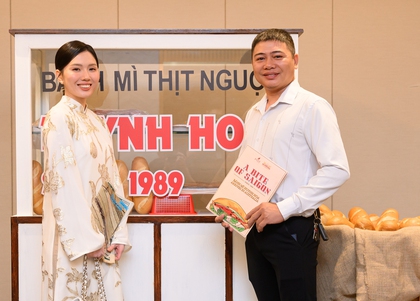 Posh Lifestyle bắt tay bánh mì Huynh Hoa đưa sản phẩm sang Úc