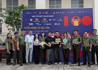 "Không một mình" trên không gian mạng: Khi kỹ năng số trở thành kỹ năng sinh tồn