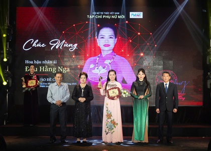 Hoa hậu Nhân ái Đậu Hằng Nga nhận giải thưởng vinh danh vì cộng đồng năm 2025