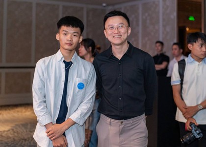 "Biết dừng" trên mạng: Khi văn hóa số bắt đầu từ một cú nhấp chuột