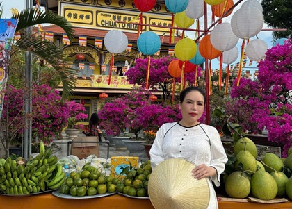 Doanh nhân Lê Thùy đồng hành cùng Phiên chợ Tết 0 đồng Xuân Bính Ngọ