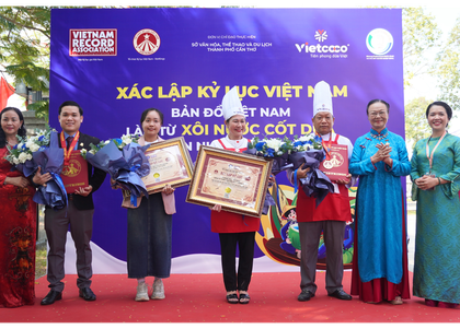 Bản đồ Việt Nam từ xôi nước cốt dừa lập kỷ lục, lan tỏa niềm tự hào dân tộc