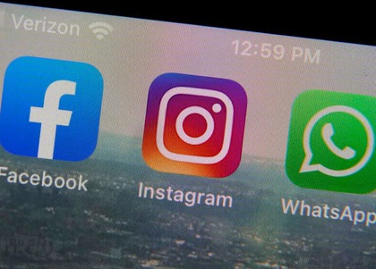 Trả phí cho Facebook: Biết được ai âm thầm theo dõi mình, bí mật xem Story người khác
