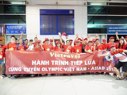 Sốt tour sang Indonesia "tiếp lửa" cho Olympic Việt Nam