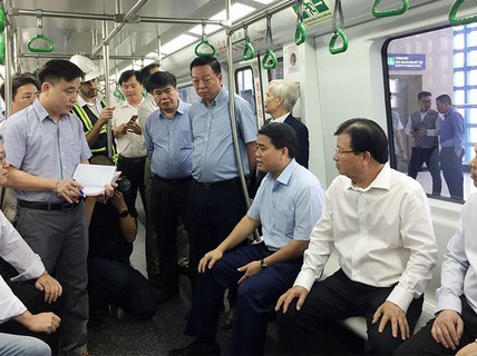 Hứa mãi rồi, làm không xong thì xử lý thôi!