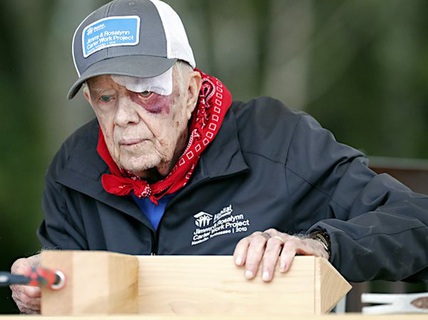 Liên tục bị ngã, cựu Tổng thống Mỹ Jimmy Carter nhập viện vì chảy máu não