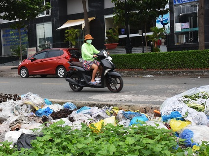 Giá thu gom rác ở TP HCM sẽ tăng cao
