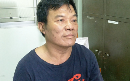 Ghen tuông, gã chồng khóa cửa nhốt vợ và cháu ngoại rồi phóng hỏa