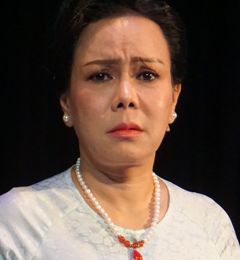 Nghệ sĩ Việt Hương