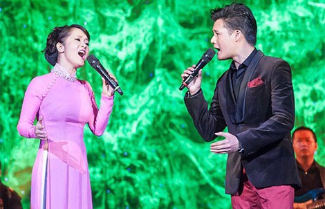 Hồng Nhung, Quang Dũng “mang nắng” ra thủ đô