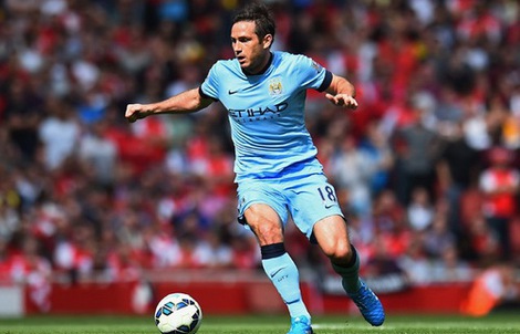 Lampard giúp Man City cản bước Chelsea