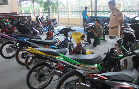 Phạt 4 “quái xế” quậy tưng đường phố