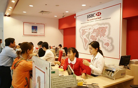 HSBC hoàn tiền cho chủ thẻ tín dụng