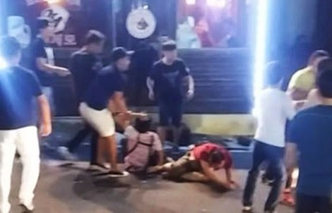 Trung Quốc bênh 8 công dân đánh chủ nhà hàng ở Hàn Quốc