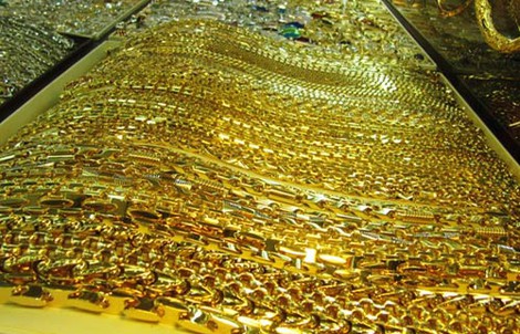 Giá vàng đã giảm gần nửa triệu đồng/lượng