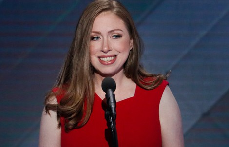 Ái nữ nhà Clinton sẽ tranh cử vào Quốc hội
