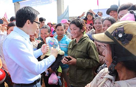 Vinamilk tặng sữa tại Đắk Nông