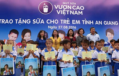 Quỹ Sữa vươn cao Việt Nam đến An Giang