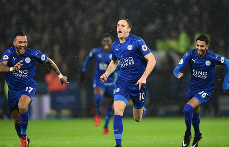 Man City thảm bại trước Leicester